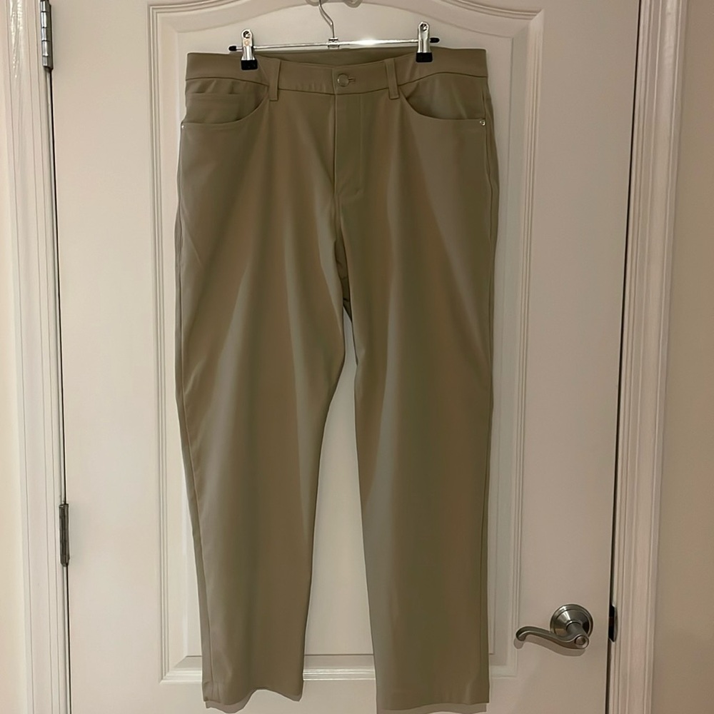 Lululemon men’s ABC classic fit, 5 pocket pant